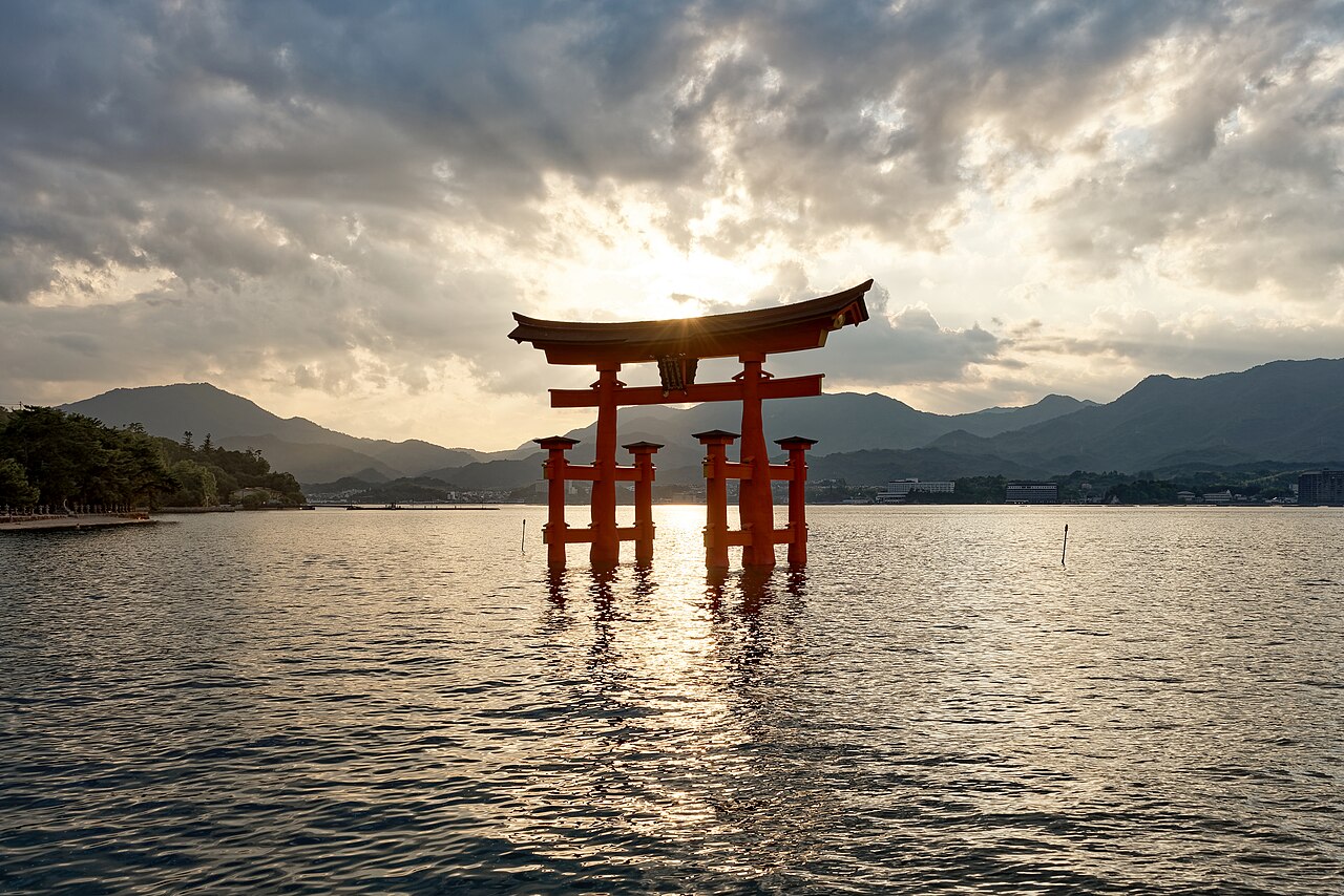 厳島神社